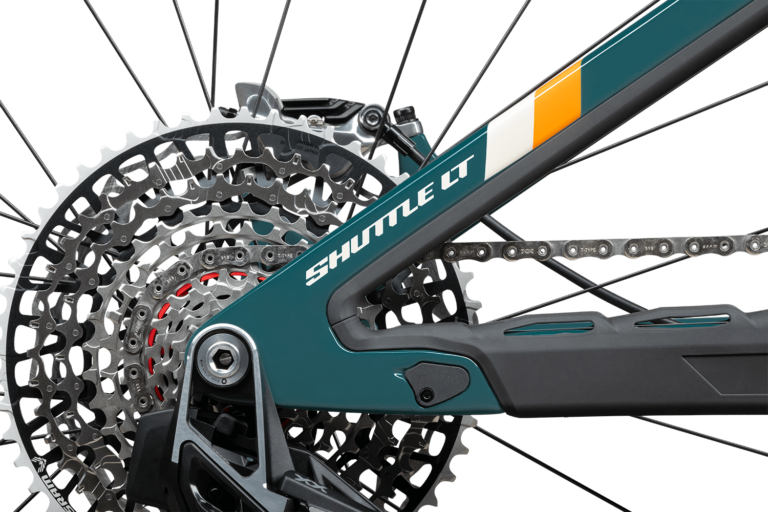 Shuttle LT