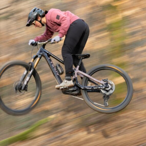 Shuttle Ampd Pivotcycles.137