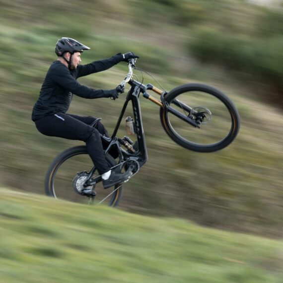 Shuttle Ampd Pivotcycles.149